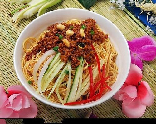 炸酱面(图1)